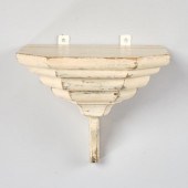 PINE WALL SHELFA small multi-l