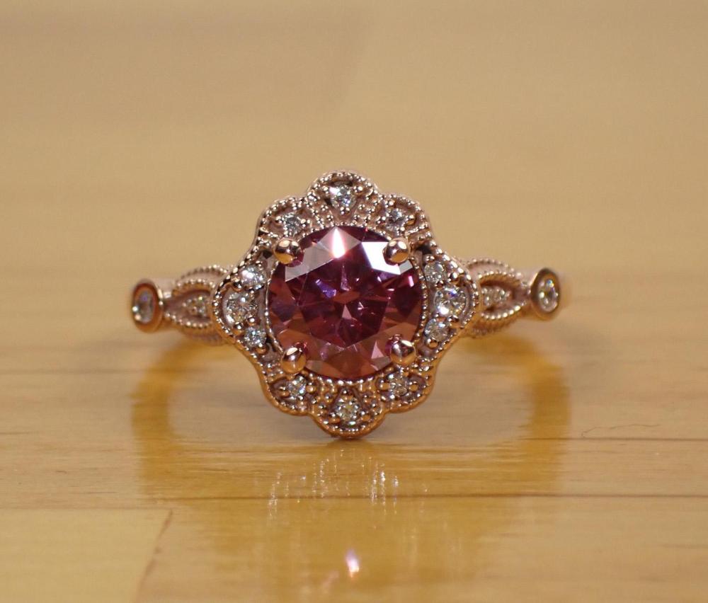 PINK DIAMOND, WHITE DIAMONDS AND