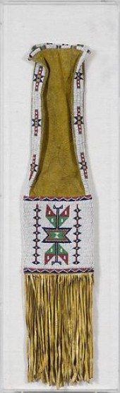 PLAINS BEADED HIDE PIPE BAGlat