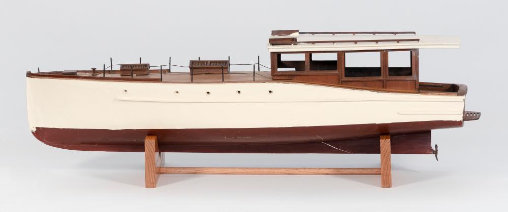 PLANK-ON-FRAME MODEL OF A CABIN