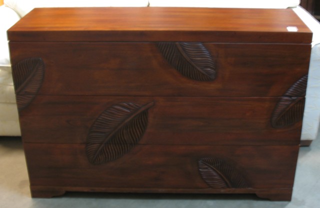 PLANTATION MAHOGANY LEAF DRESSER