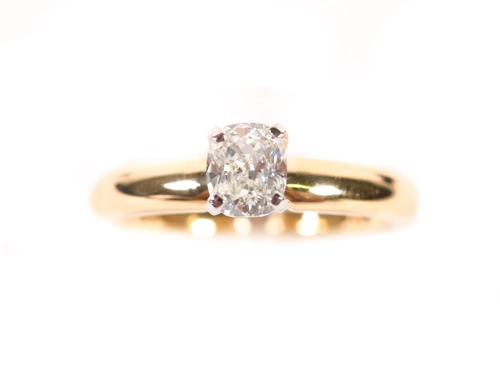 PLAT & 18K YELLOW GOLD DIAMOND RING