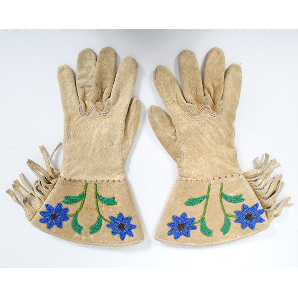 Plateau Beaded Hide Gauntlets