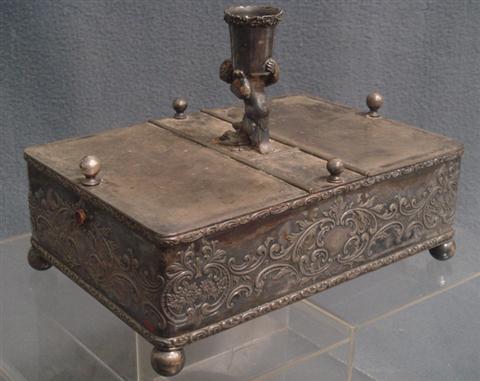 Plated silver 4 compartment