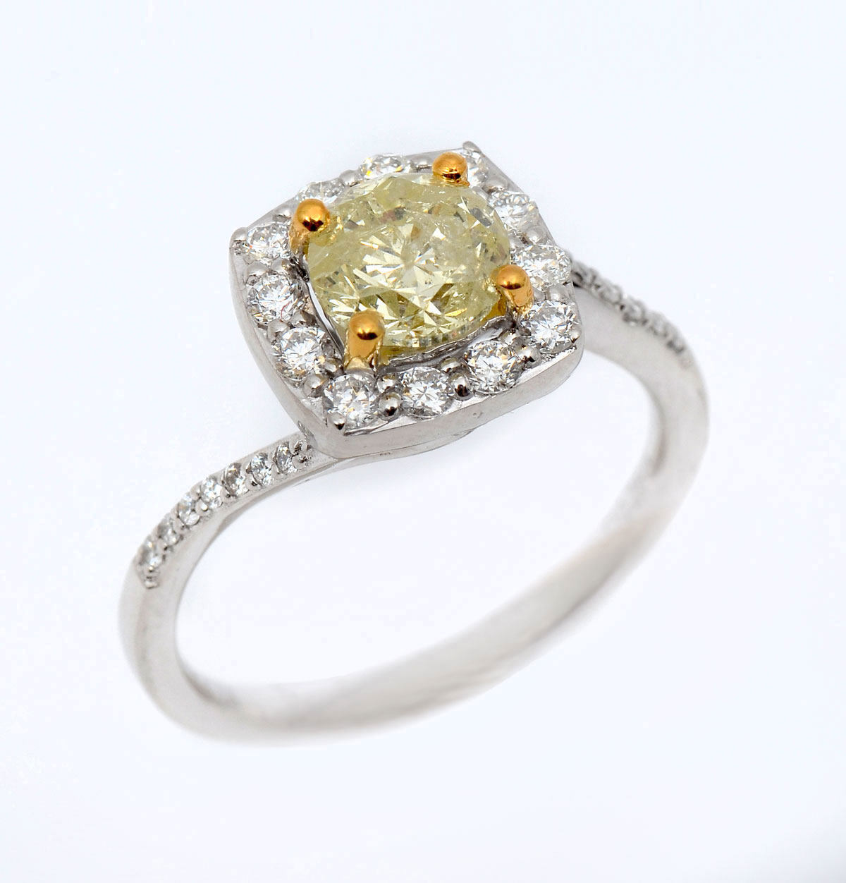 PLATINUM & 1.11 CT LIGHT YELLOW