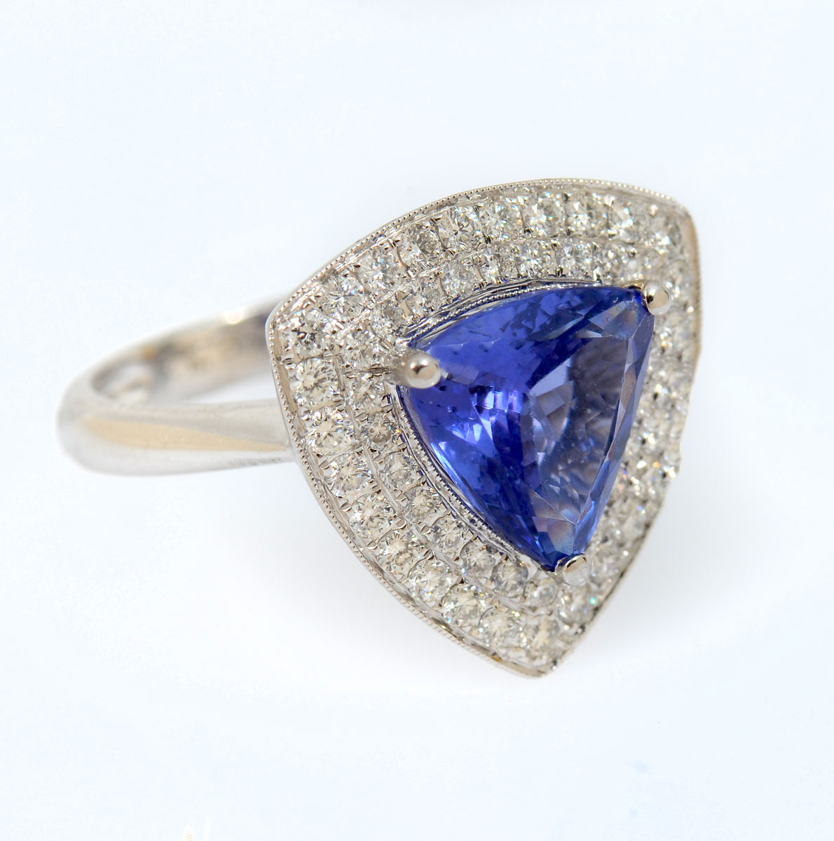 PLATINUM 2.97CT TANZANITE & DIAMOND
