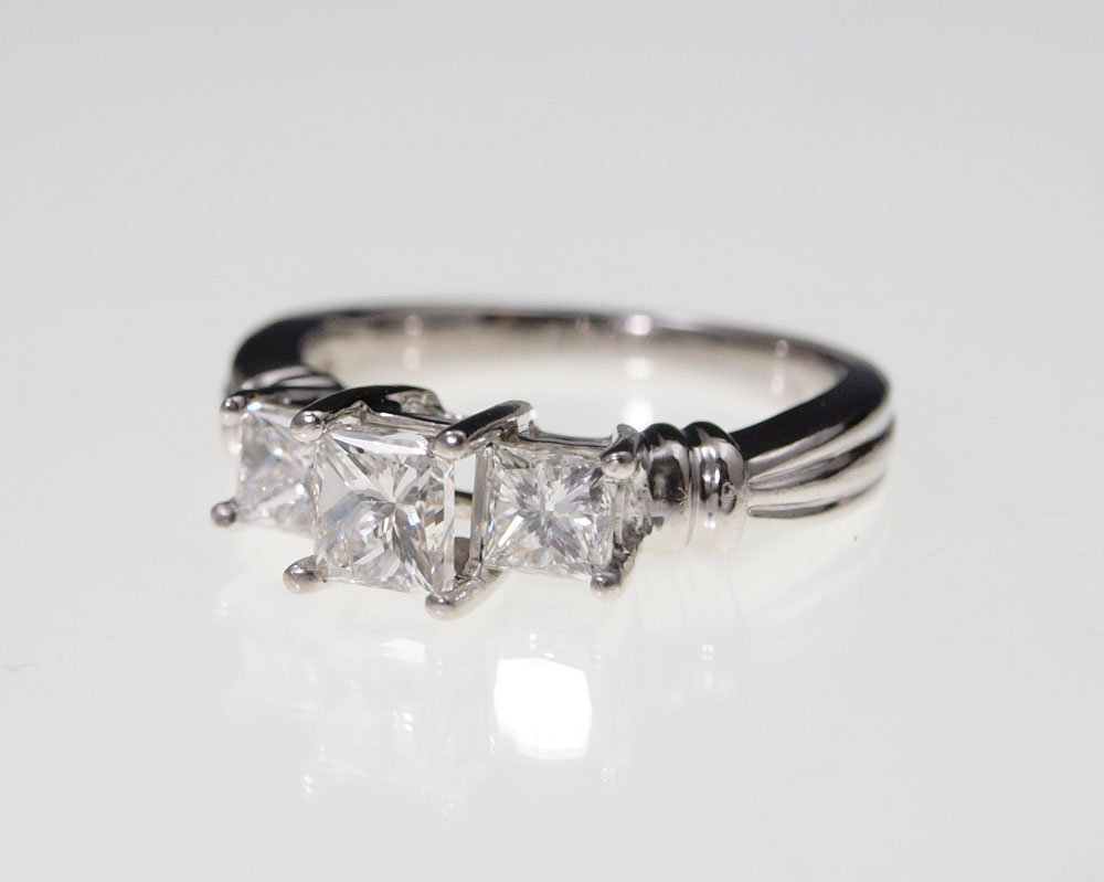 PLATINUM 3 STONE 1.5 CT DIAMOND