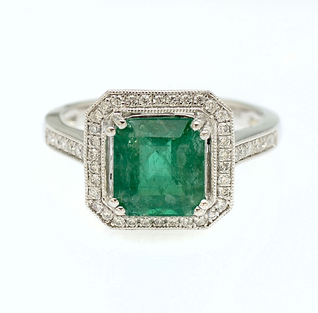 PLATINUM 3.17 CTW EMERALD & DIAMOND