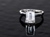PLATINUM 3.83CT. EMERALD DIAMO