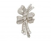 PLATINUM AND DIAMOND BROOCHPla