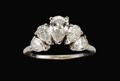 Platinum and diamond ring    Set