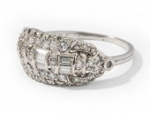 PLATINUM AND DIAMOND RINGPlati