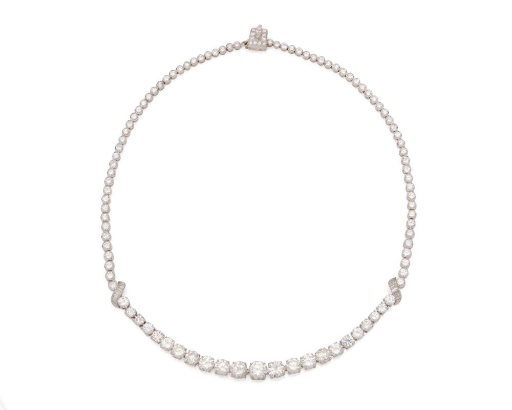 PLATINUM AND DIAMOND RIVIèRE