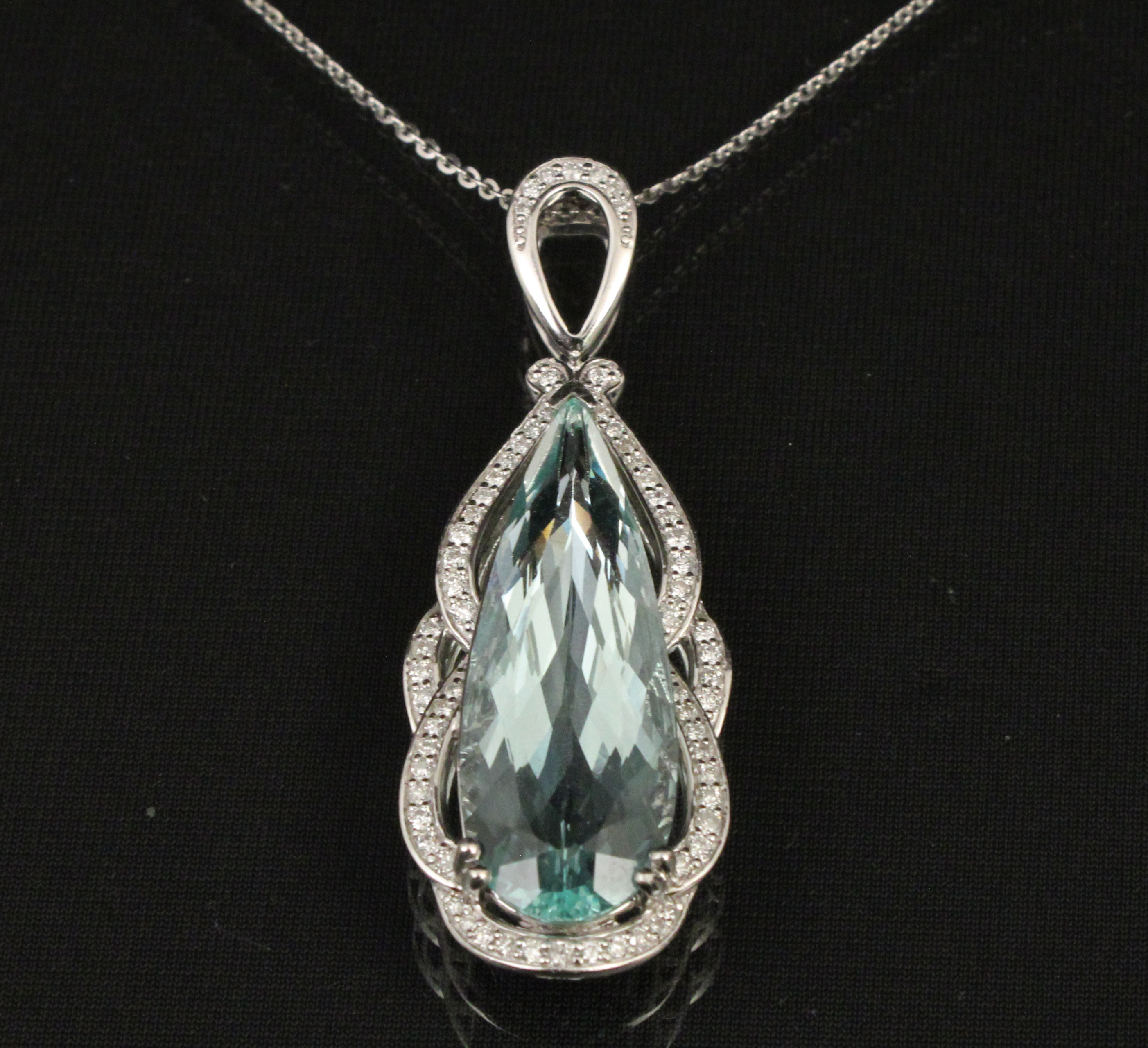 PLATINUM AQUAMARINE AND DIAMOND