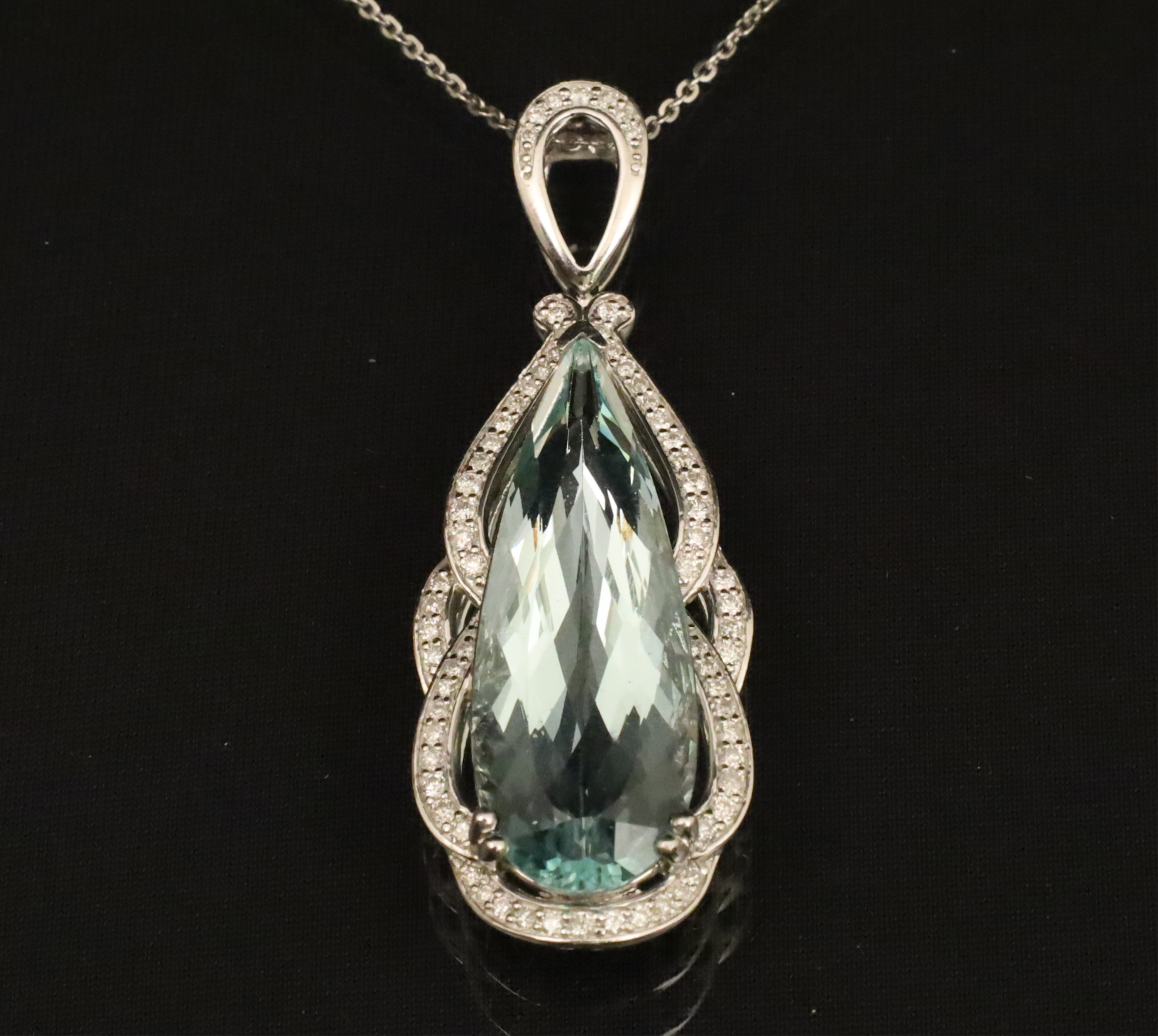 PLATINUM AQUAMARINE & DIAMOND