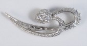 PLATINUM BROOCH IN A DOUBLE SW