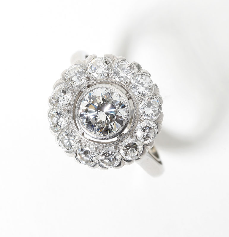 Platinum centering a full-cut round