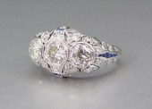 PLATINUM DECO DIAMOND RING WIT