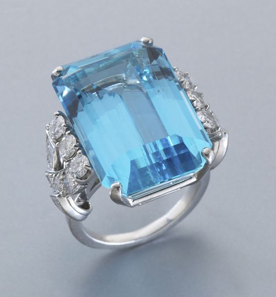 Platinum diamond and Santa Maria