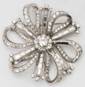 PLATINUM DIAMOND FLOWER BROOCH
