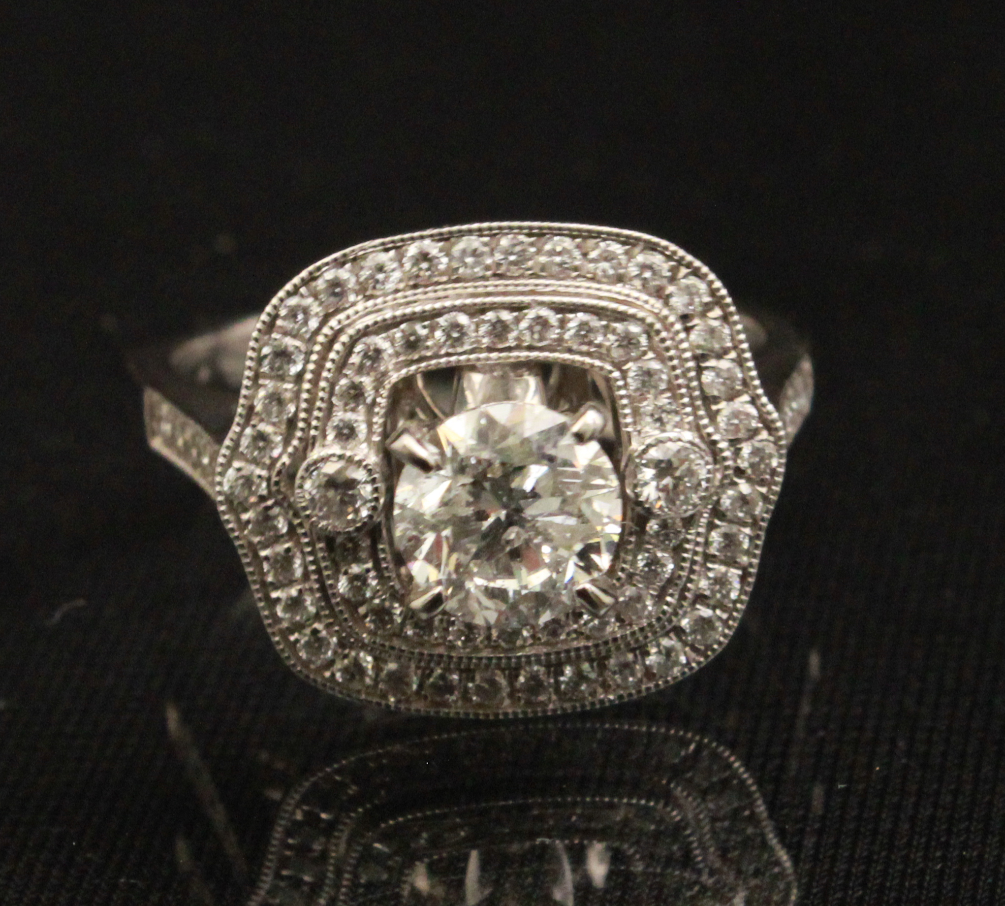 PLATINUM DIAMOND RING, CENTER 1.0
