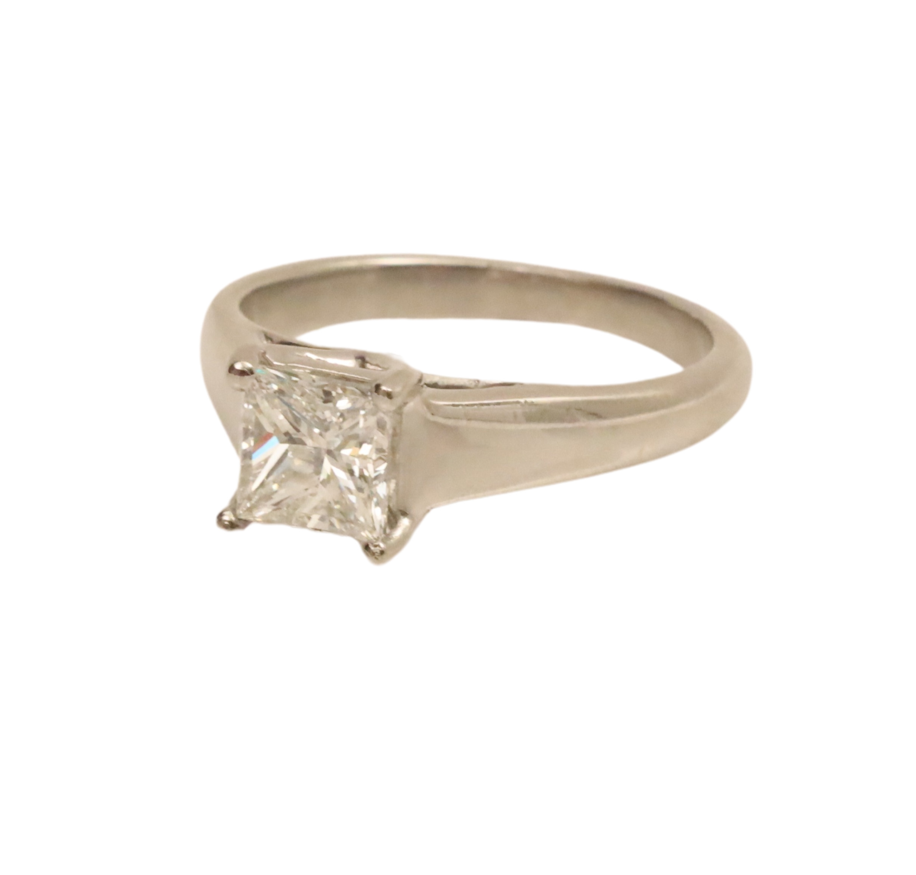 PLATINUM DIAMOND SOLITAIRE RING