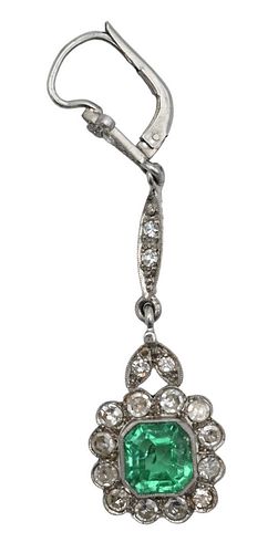 PLATINUM EMERALD EARRING, HAVING