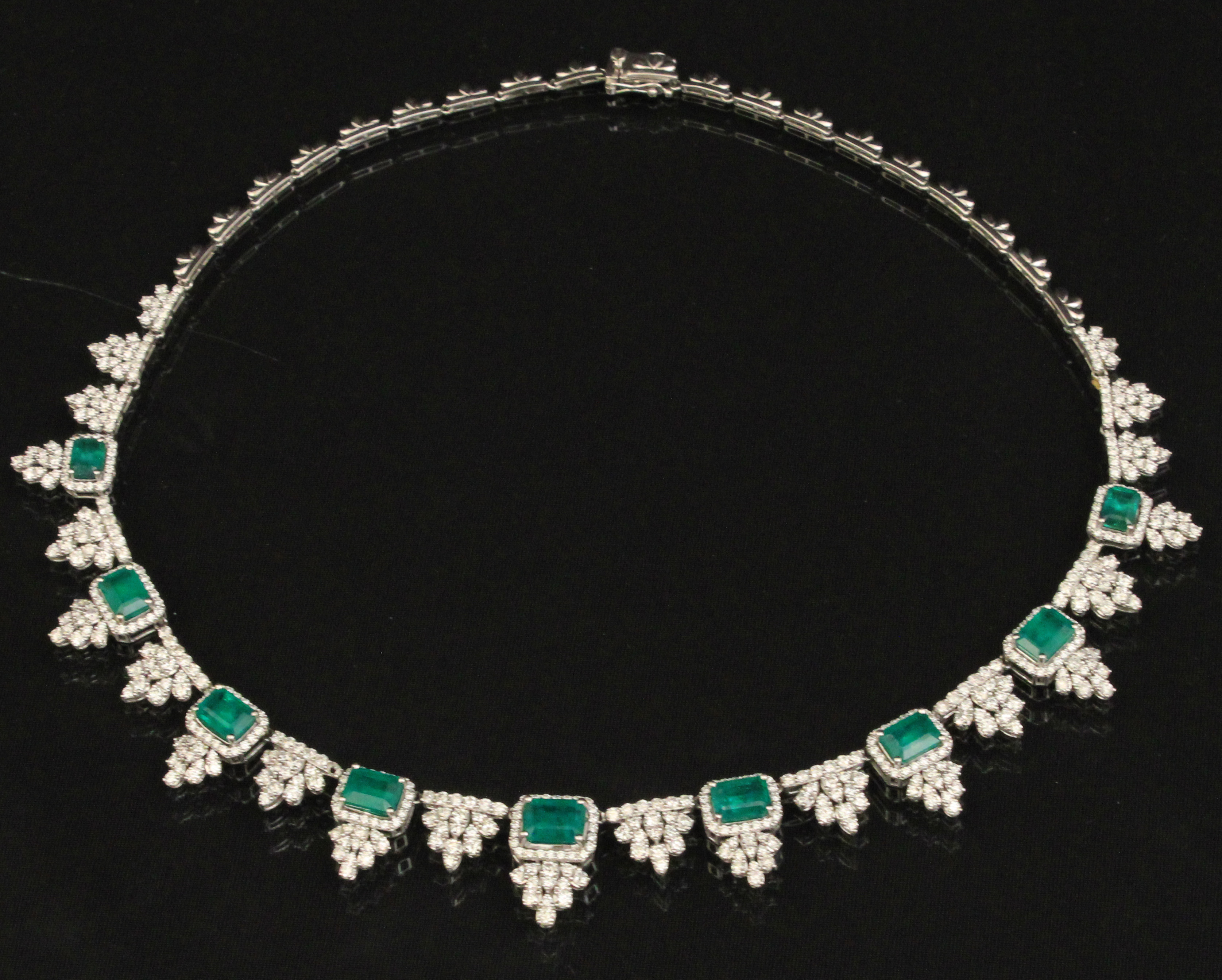 PLATINUM LADIES EMERALD AND DIAMOND