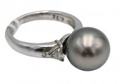 PLATINUM LADIES RINGPlatinum L