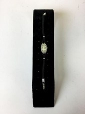 PLATINUM LADIES WRISTWATCH14 k