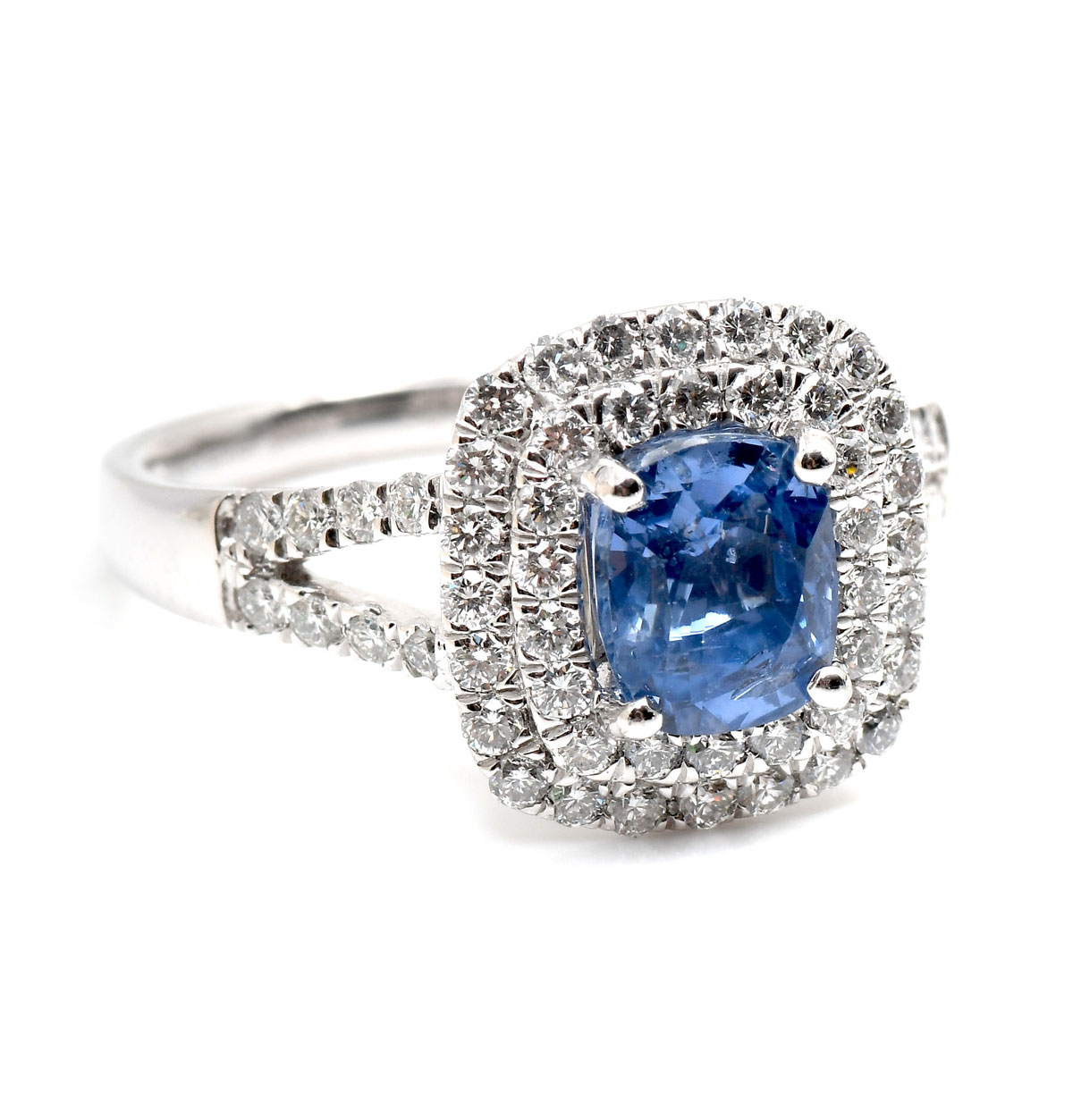 PLATINUM SAPPHIRE & DIAMOND RING: