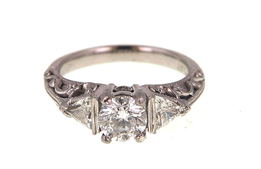 PLATINUM SIGNED TACORI APPROX. 2
