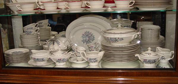 PLATINUM TRIM WARWICK CHINA IN