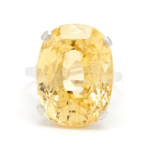 PLATINUM YELLOW SAPPHIRE RINGLadies
