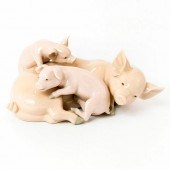PLAYFUL PIGLETS 1015228 - LLAD