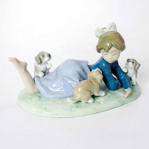 PLAYFUL ROMP 1005594 - LLADRO