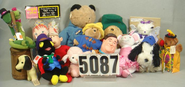 Plush bear toy lot, Paddington