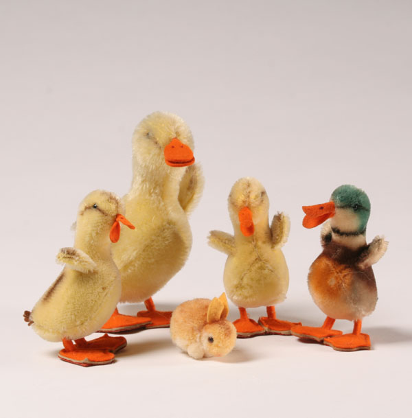 Plush wooly bunny, Steiff chicks