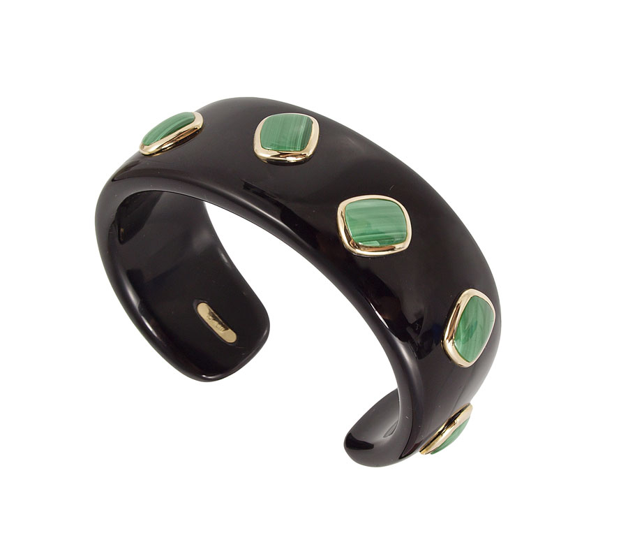 POLISHED BLACK STONE AND