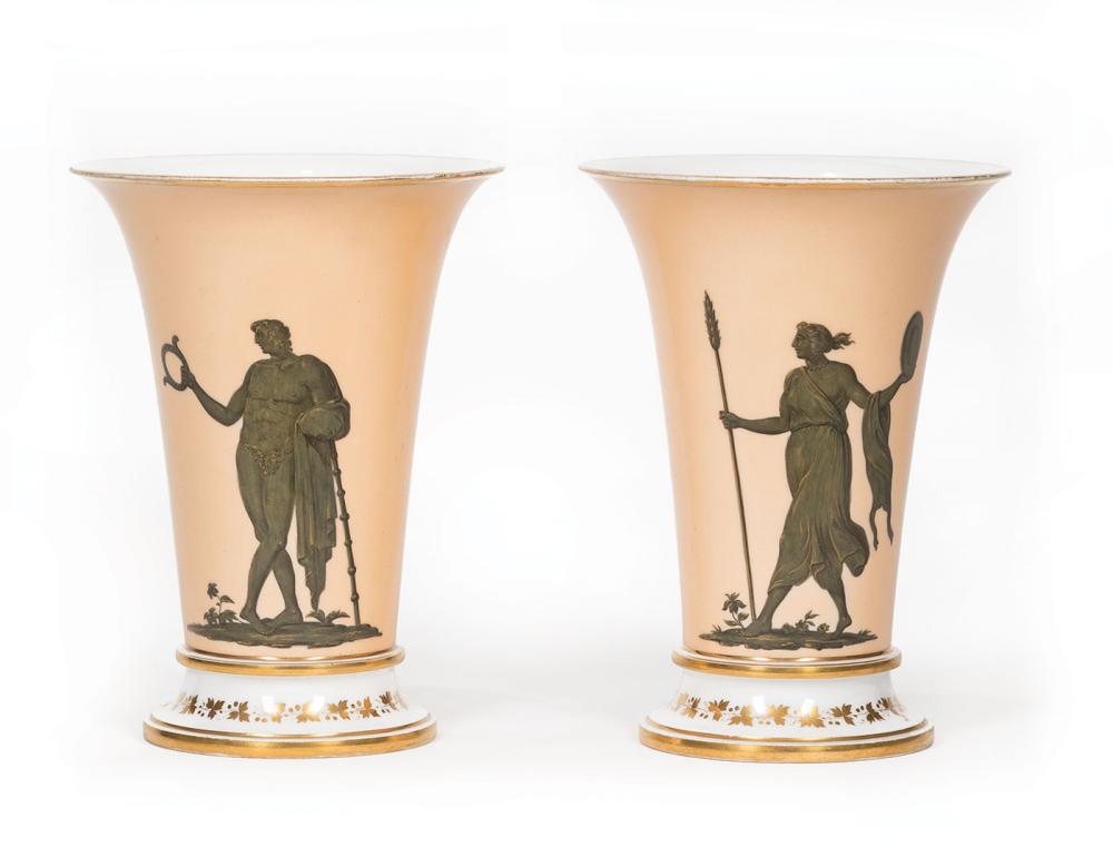 POLYCHROME, GILT PORCELAIN BEAKER