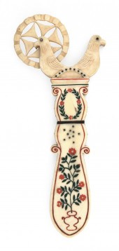 POLYCHROME SCRIMSHAW PIE CRIMP