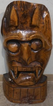 POLYNESIAN CARVED FRUITWOOD MA