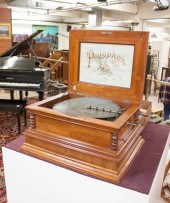POLYPHON DISC-PLAYING MUSIC BO