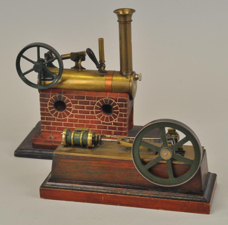 POPCORN MODEL & STEAM ENGINE TOY