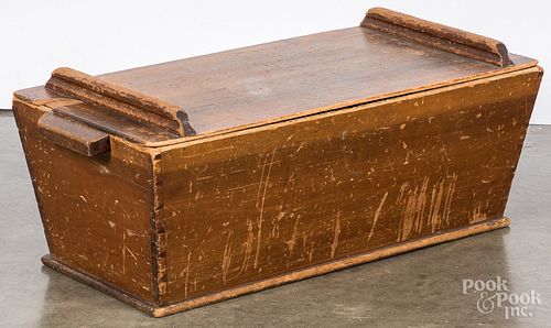 POPLAR DOUGHBOX, 19TH C., 11 1/2"