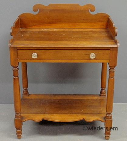 Poplar wash stand c.1830 with a