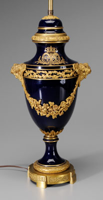 Porcelain and gilt bronze lamp