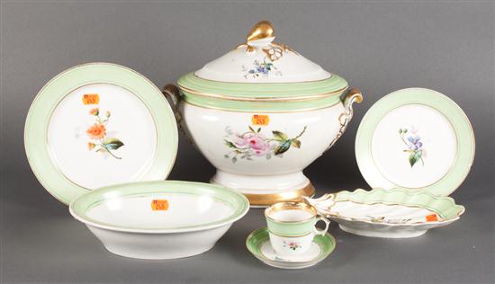 Porcelain de Paris 123-piece