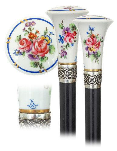 PORCELAIN DRESS CANECa.