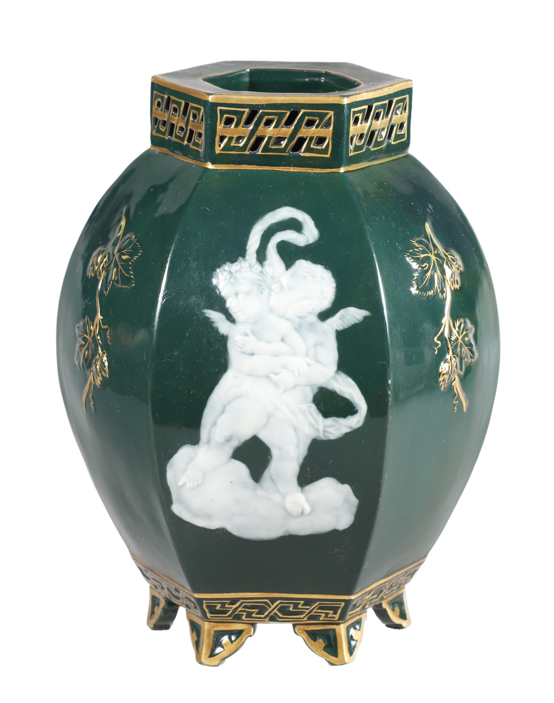 Porcelain pate sur pate